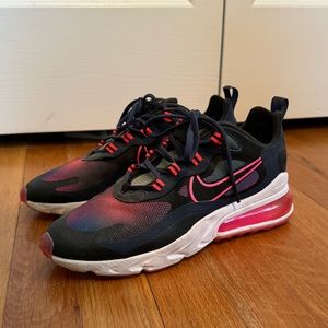 Nike women’s air max 270 react sneakers. Size 7.5